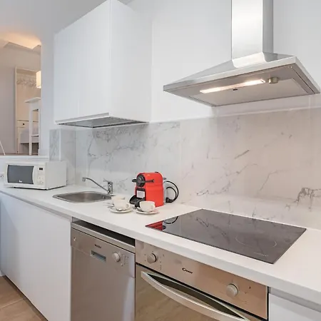 Apartment Dona Elvira Malasana *